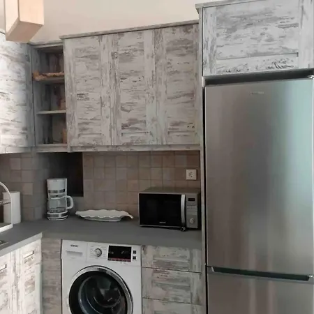 아파트 Cozy In Beautiful Apollonas Naxos 아폴론