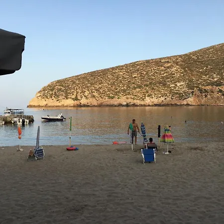 아파트 Cozy In Beautiful Apollonas Naxos